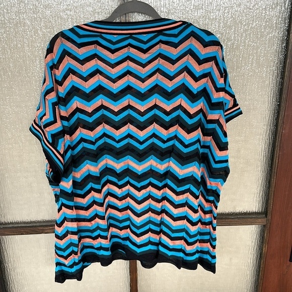 Missoni women’s colorful tunic top size medium. Fit oversized. - Picture 6 of 7